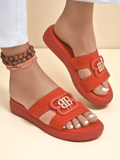 Royalfashion Жіночі шльопанці на плоскій підошві ChicStep