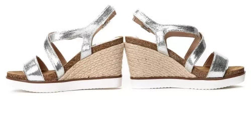 OUTLET Срібні босоніжки на танкетці - Туфлі