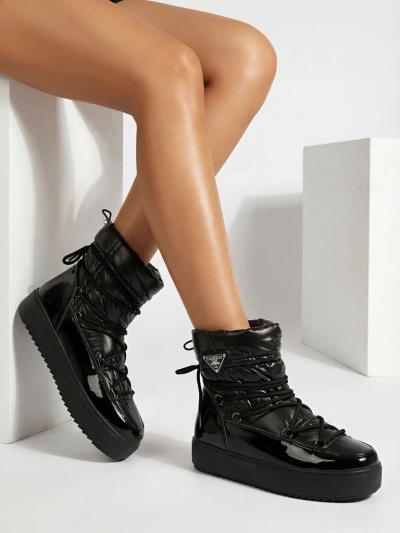 Royalfashion Dámské nazouvací boty a'la snow boots v černé barvě Vevnose