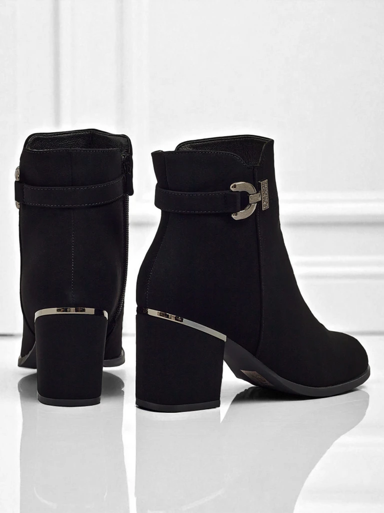 Dámské kotníkové boty z eko kůže na sloupku Ruvina