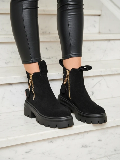 Чоботи жіночі із замші Royalfashion Eco в чорному кольорі Refaset