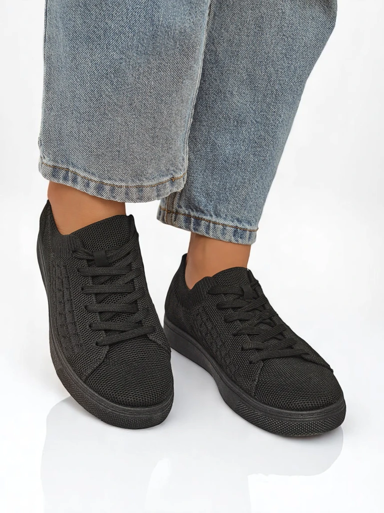 Royalfashion Demetra – černé dámské textilní tenisky s plochou podrážkou