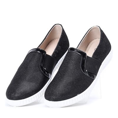 Czarne tenisówki typu slip on - Obuwie