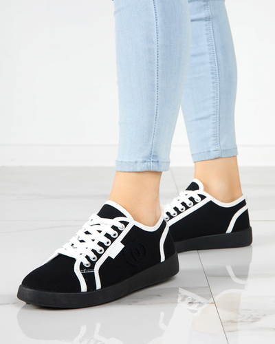 OUTLET Černé dámské tenisky s odznakem Wefera - Obuv