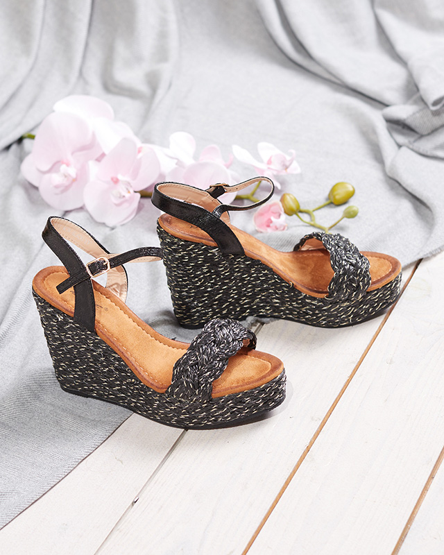 Dámské černé sandály se zlatou nití na klínku Carea-Shoes