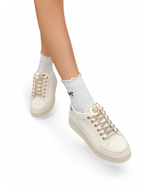 Royalfashion Жіночі спортивні кросівки з декоративними шнурівками Eone