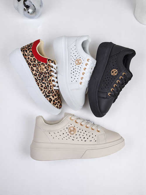 Royalfashion Жіночі перфоровані спортивні кросівки Leopess