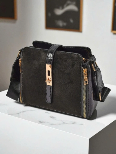 Жіноча сумка Callista Black – маленька сумка-листоноша з екошкіри патент