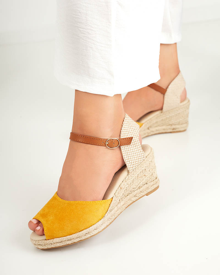 OUTLET Žluté dámské sandály a'la espadrilky na klínku Nexi - Boty