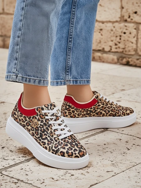 Royalfashion Dámské perforované sportovní tenisky Leopess