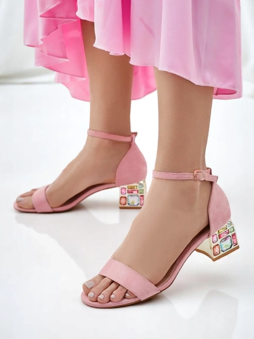 Royalfashion Жіночі сандалі з декоративним підбором Ballou