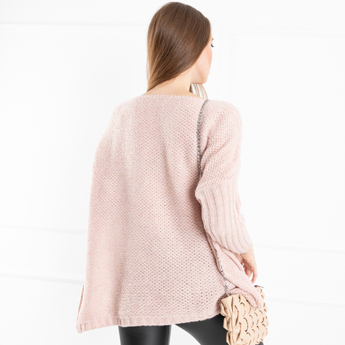 Світло-рожевий жіночий светр oversize