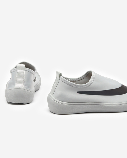 Жіноче спортивне взуття сірого кольору Lerick