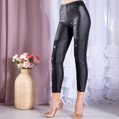 Чорні лосіни з мереживною вставкою - Штани