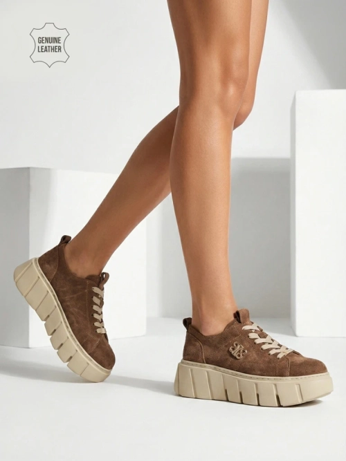 Спортивні жіночі снікерси з натуральної шкіри Renos