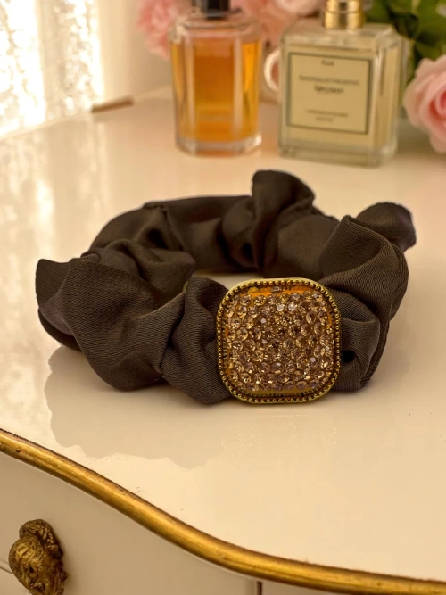 Royalfashion Гумка для волосся з декоративним стразом Satin Shine