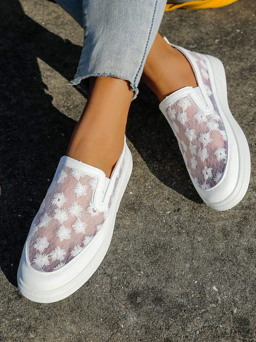 Royalfashion Жіночі мереживні мокасини з квітами Emzos