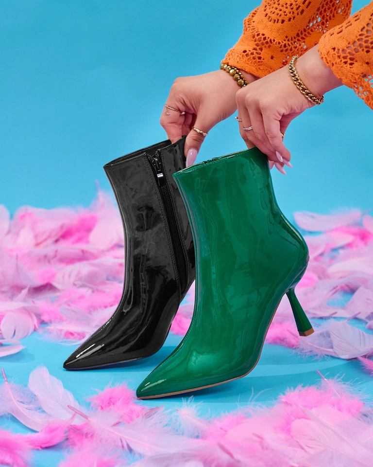 Royalfashion Zelené lakované dámské kozačky na kachním podpatku Elegant Classy