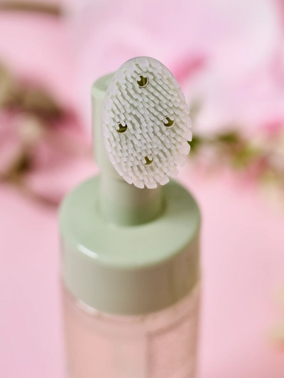 Luxelux Čisticí a zvlhčující pěna na obličej Aloe 150 ml