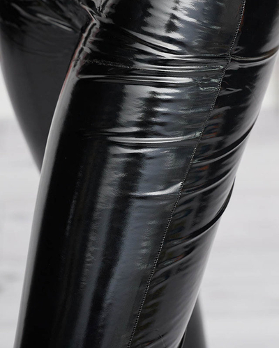 Černé dámské vinylové legíny - Oblečení