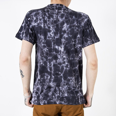 Чорна чоловіча футболка з принтом