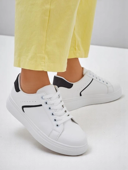 Royalfashion Жіночі спортивні кросівки з товстими підошвами Uensi