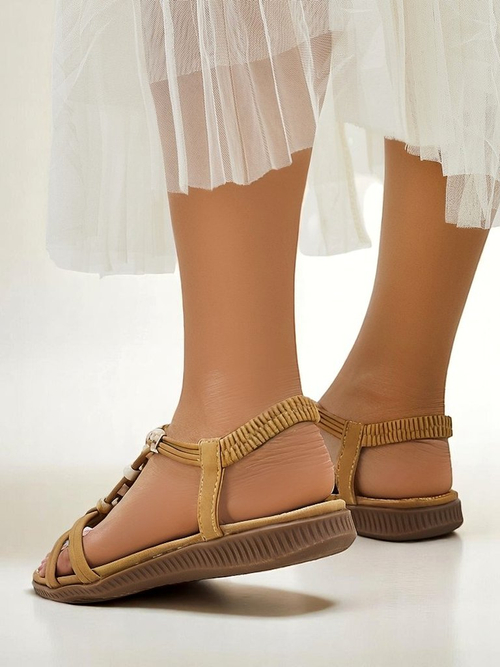 Royalfashion Жіночі сандалі з прикрасами Imen