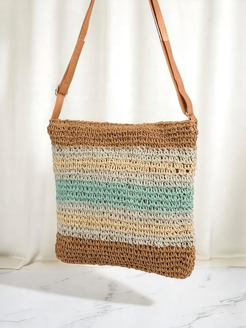 Royalfashion Маленька жіноча солом'яна сумка в смужку з підвіскою Mini