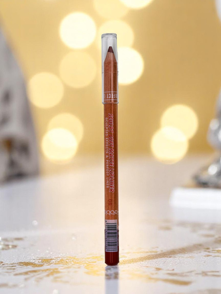 Rtěnka v odstínu Spiked with Rum