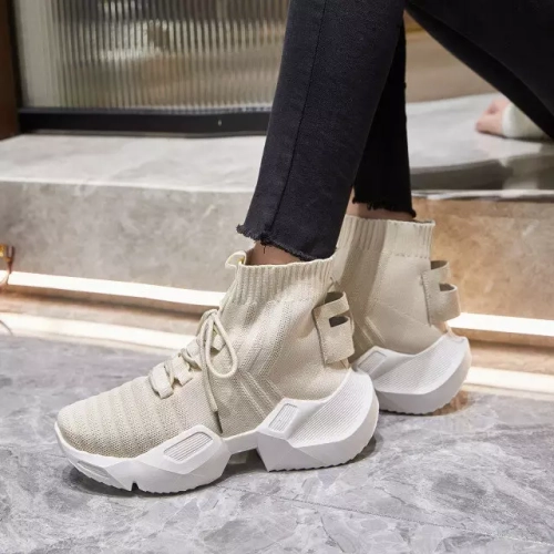 OUTLET Кремове жіноче спортивне взуття Owami - Взуття