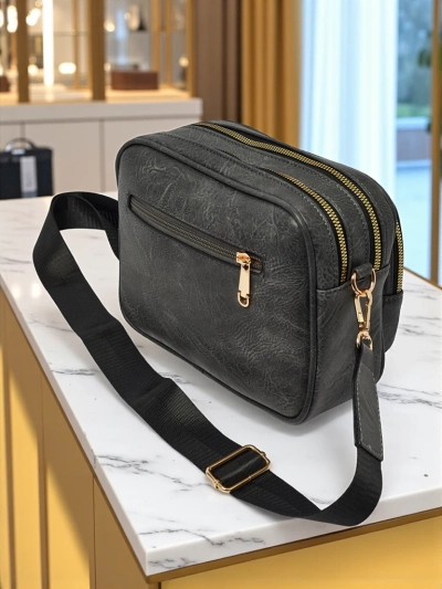 Malá dámská kabelka z eko kůže Hidden Thorn