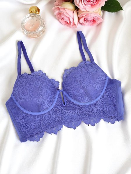 Royalfashion Dámská vyztužená krajková podprsenka Grace Korzet