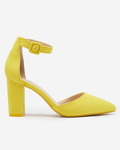 OUTLET Žluté dámské lodičky na šněrování Reifini- Obuv