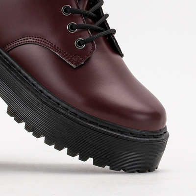 Бордові жіночі черевики на масивній підошві Lesya