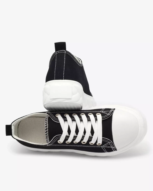 Royalfashion Чорні жіночі кеди на платформі Merija