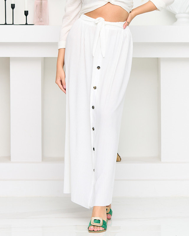 Dámská bílá plisovaná midi sukně s knoflíky - Obuv