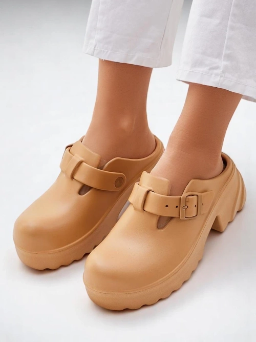 Royalfashion Жіночі rubber heeled сандалі Voxones