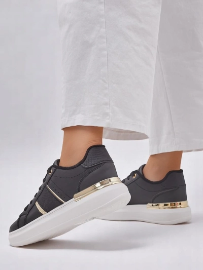 Royalfashion Dámské sportovní tenisky na silnější podrážce Montanas