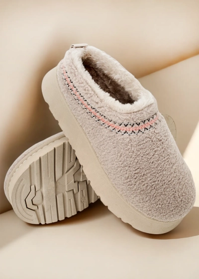 Рояльна мода Короткі жіночі снігові чоботи в стилі снігоходів Езель