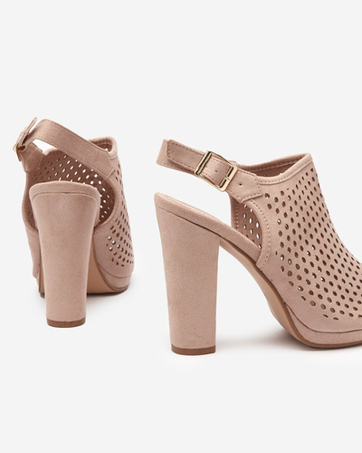 Ажурні босоніжки на каблуці в бежевому кольорі Melliani