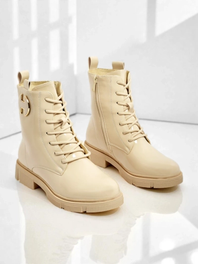 Lakované šněrovací dámské boty Kalen