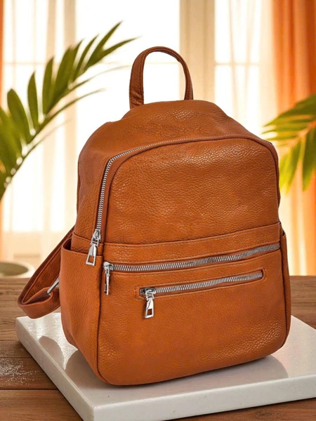 Dámský batoh Callista Królewska Moda z eko kůže hnědý A4 zip