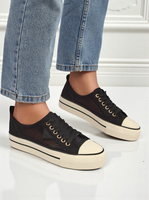 Melania Nero – жіночі кеди з тканини mesh на плоскій підошві 3cm