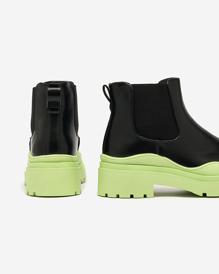 Royalfashion Černé dámské kozačky a'la sable se zelenou podrážkou Aterisa