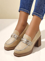 коричневий