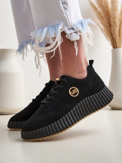 Royalfashion Жіночі перфоровані спортивні кросівки Tobin