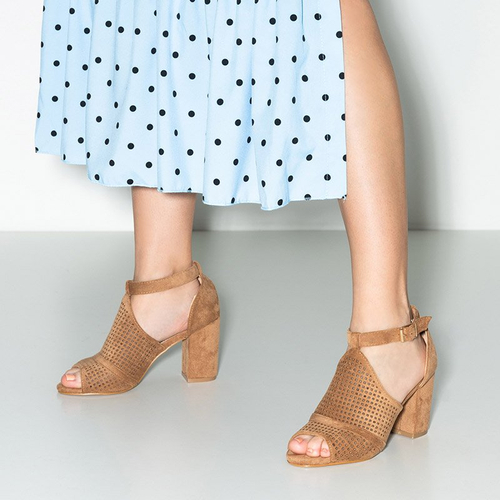 Коричневі жіночі ажурні босоніжки на підборах Folawia