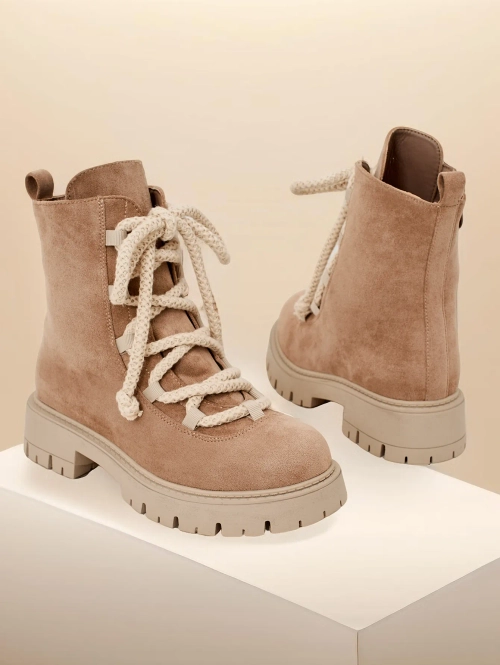 Жіночі шнурувальні чоботи Royalfashion Vemioz