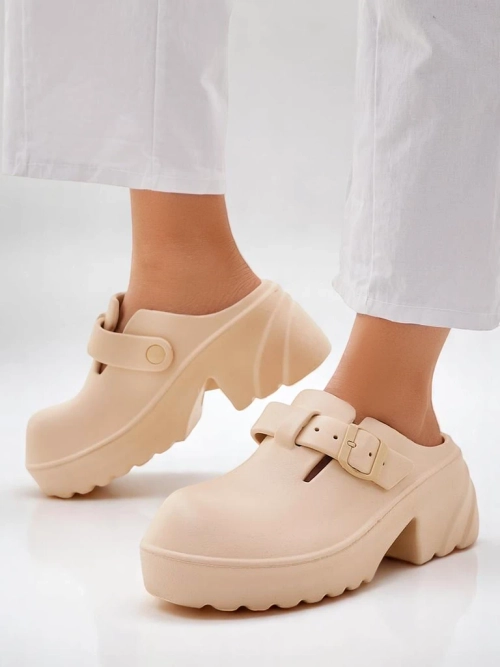 Royalfashion Жіночі гумові сандалі на підборах Voxones