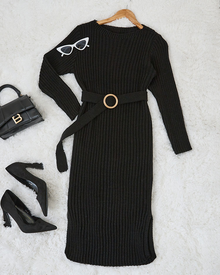 Royalfashion Černé dámské svetrové šaty